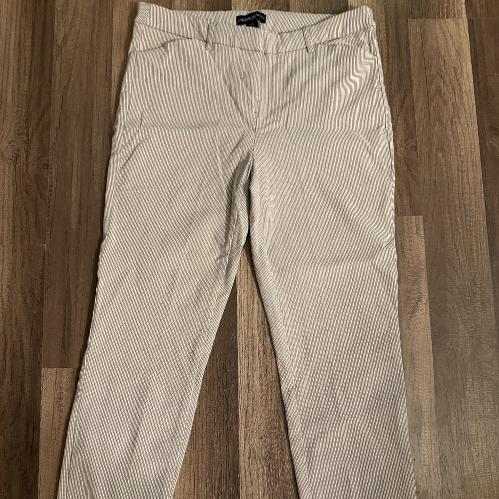 Cynthia Rowley's women's dress pants, size 10.